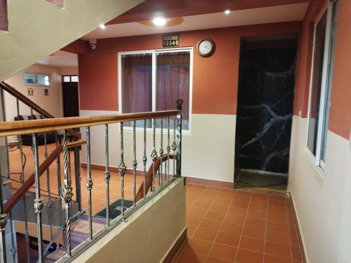 Uyuni Hostal Yokoso Bed & Breakfast Ngoại thất bức ảnh
